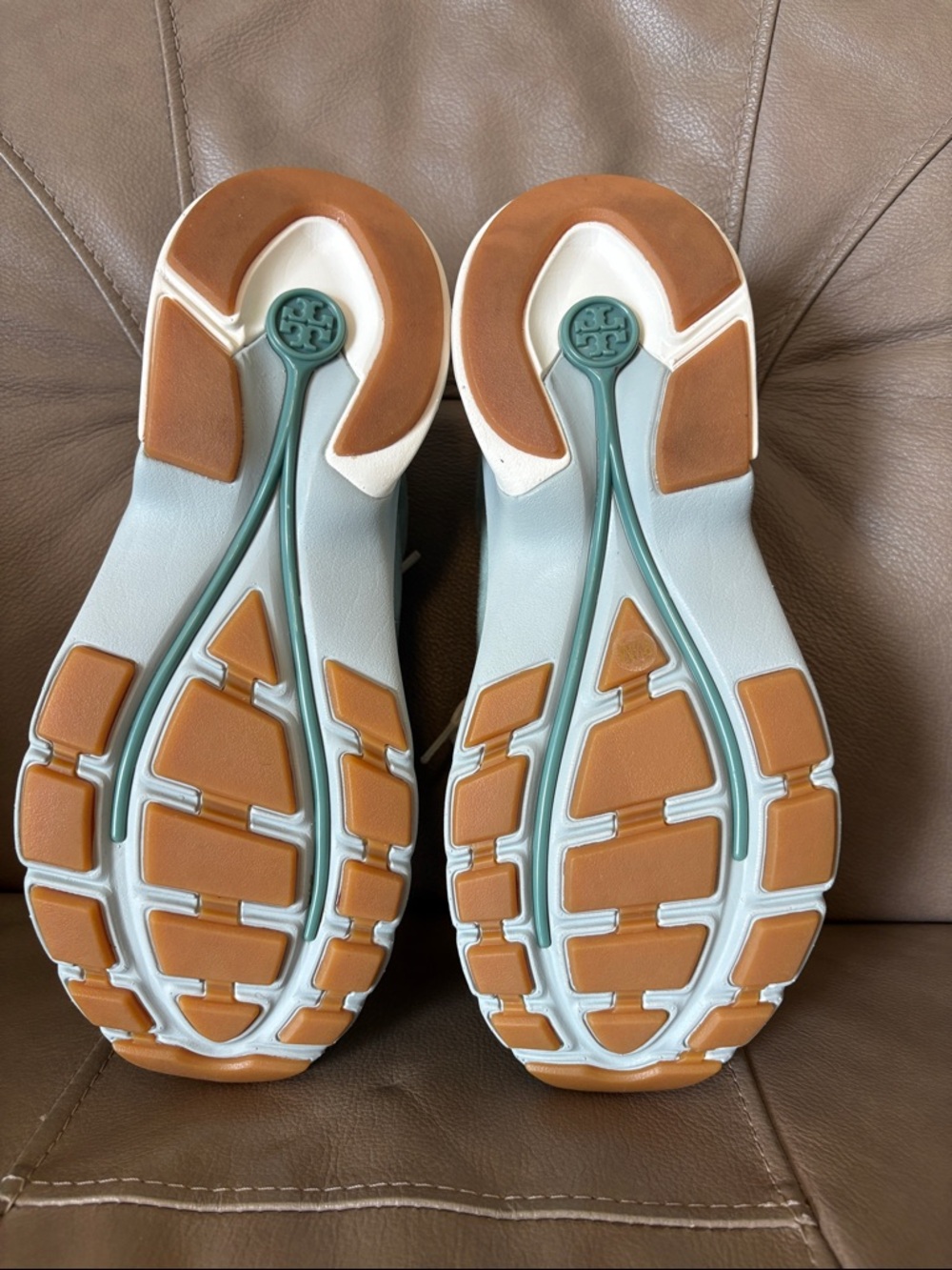 Tory Burch Sage Green & Cream Logo Suede Platform Sneakers - Picture 3 of 4